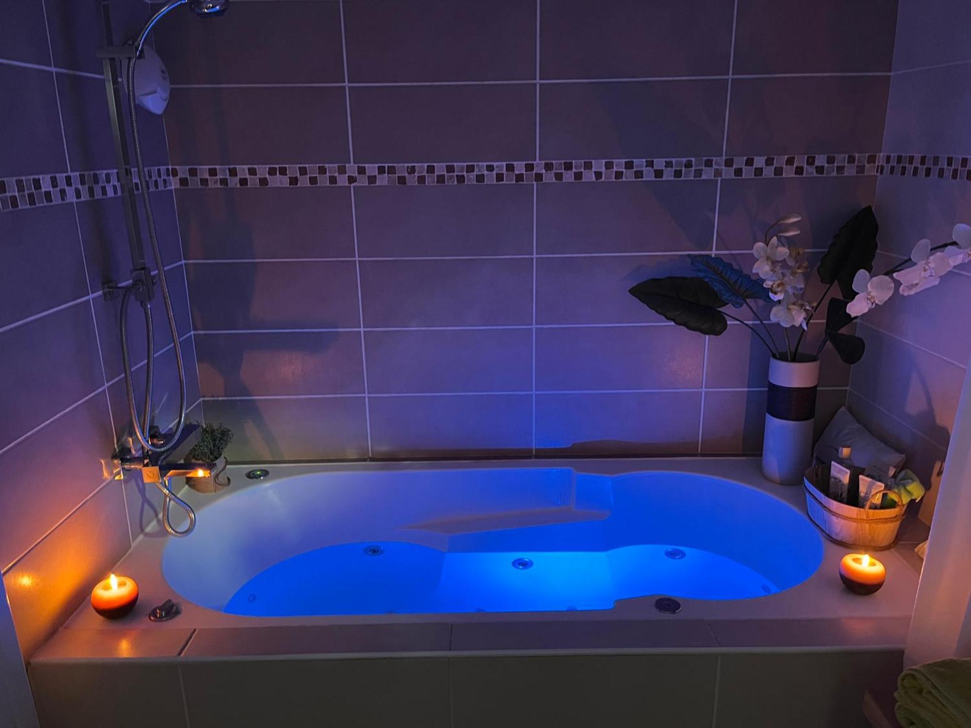 Loft & Le Faubourg Saint Martin Apartment *