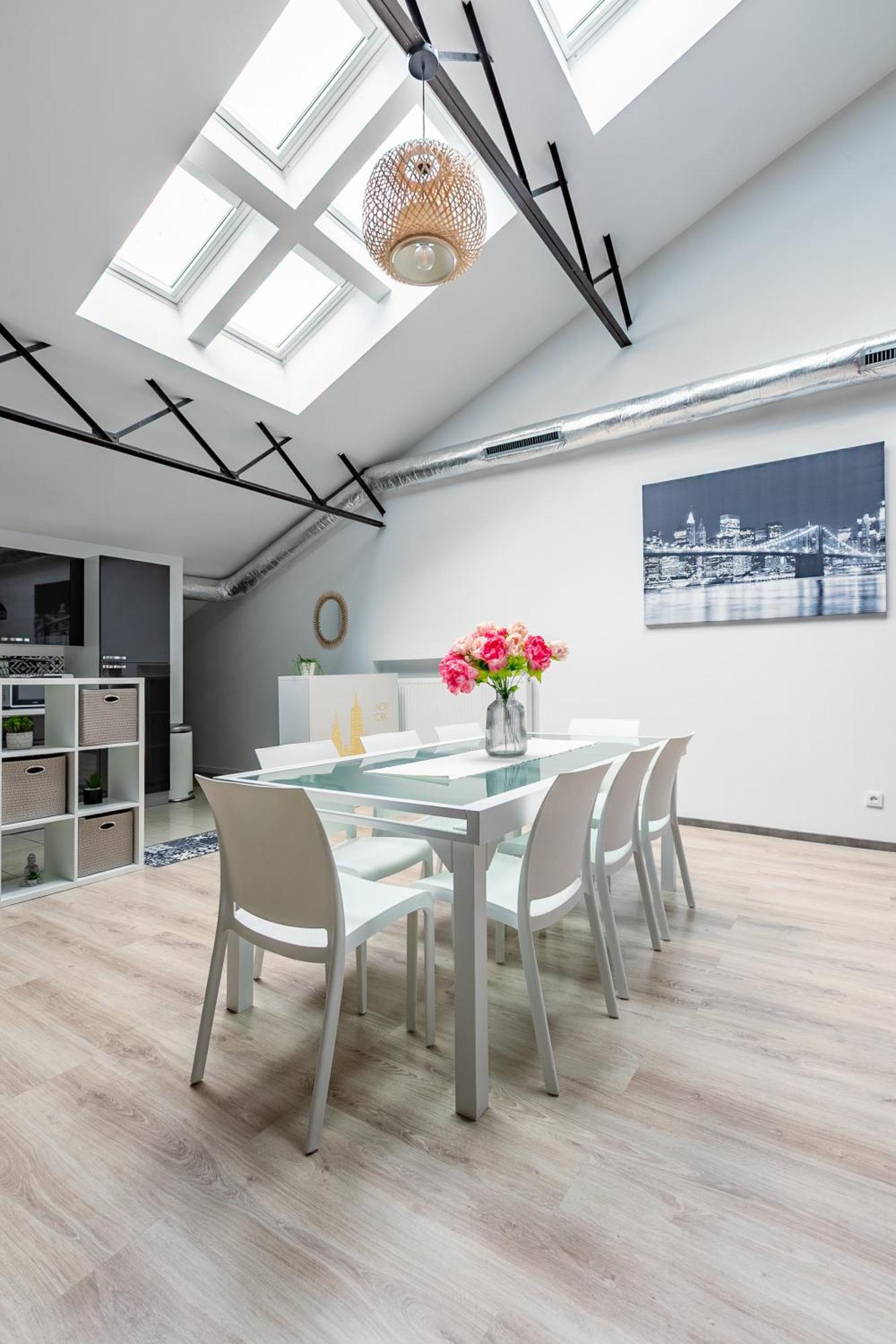 Loft & Le Faubourg Saint Martin *